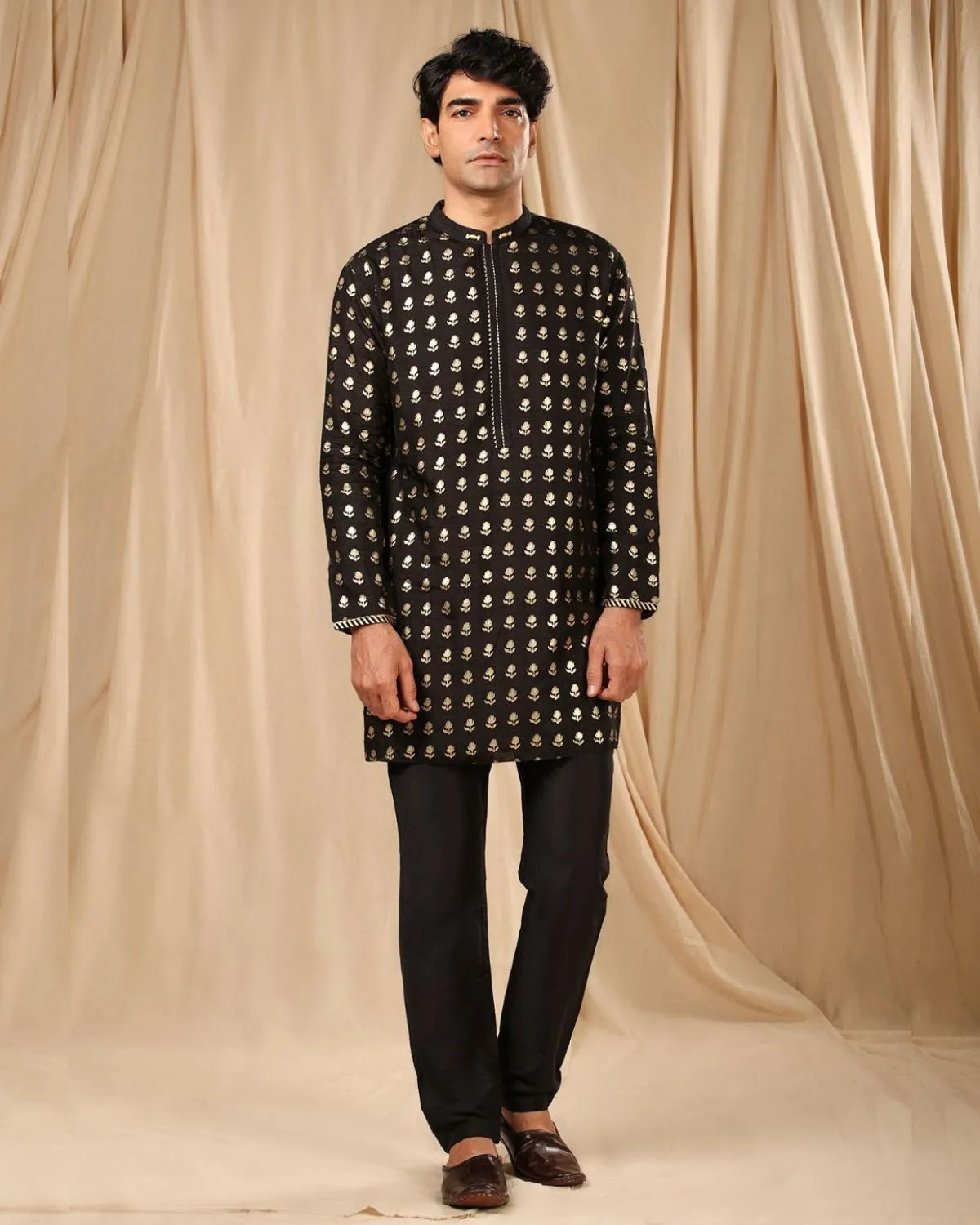 Black Wallflower Kurta Set