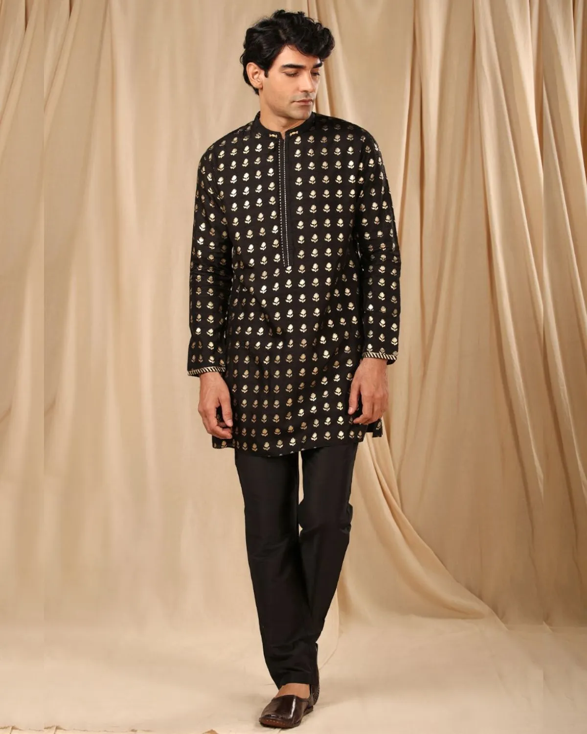 Black Wallflower Kurta Set