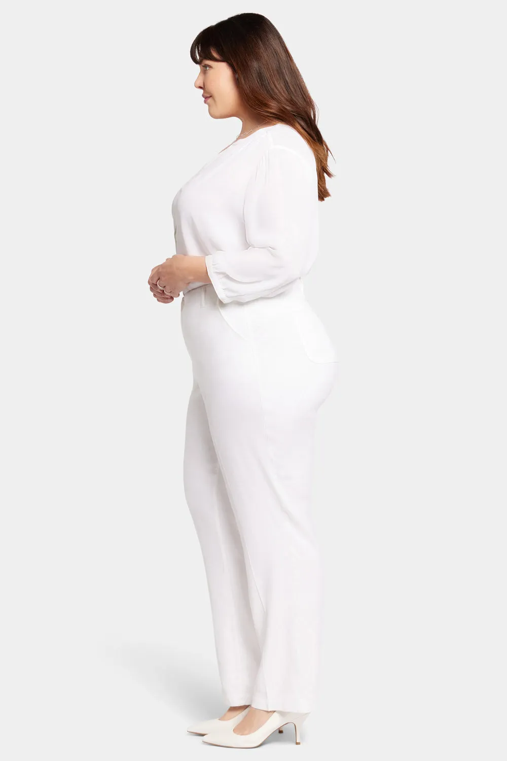 Marilyn Straight Pants In Plus Size - Optic White