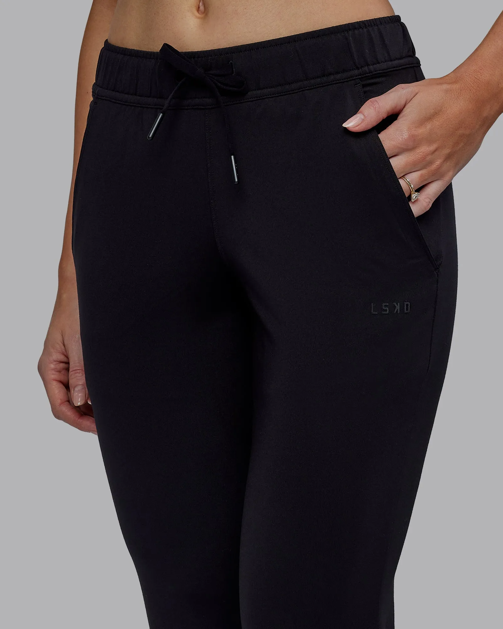 Restore CloudFLX Joggers - Black