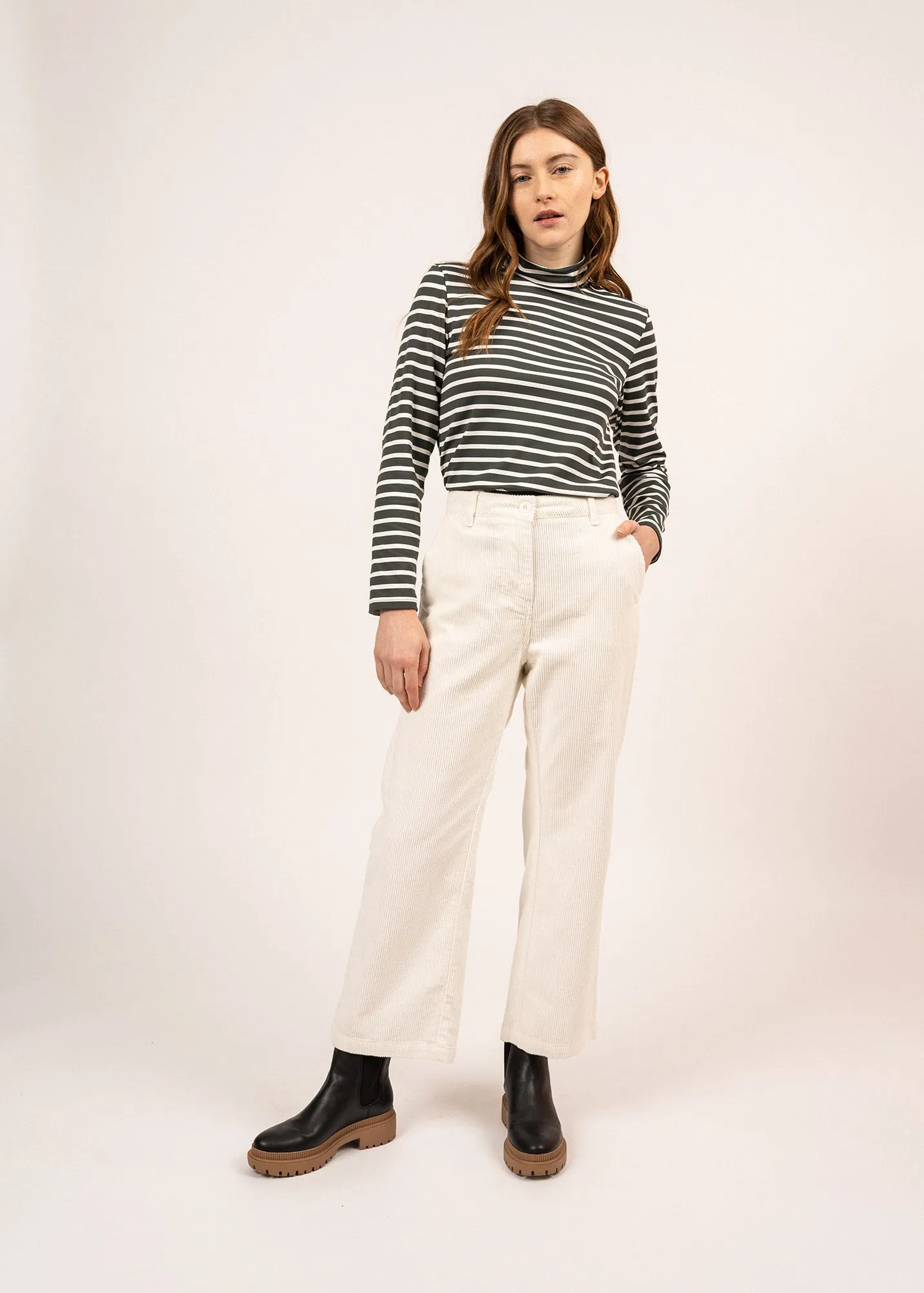 Tess Velvet Trousers - straight cut (BLANC D'HIVER)